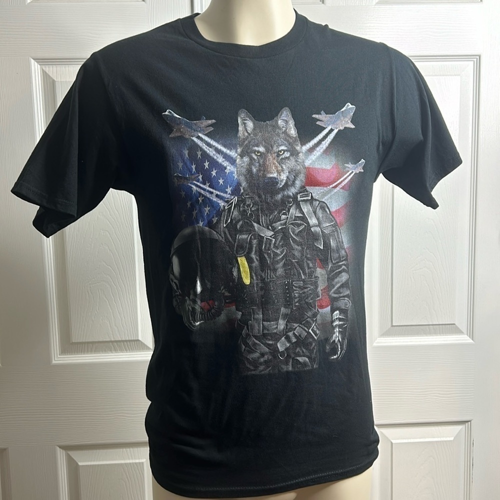 Port & Company patriotic Air Force Wolf Fighter T Shirt S